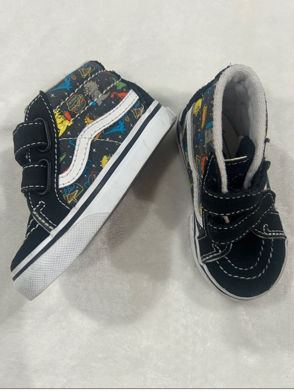 Vans skate SK-8 Dino Glow-In-The-Dark sneakers kids toddler size 5 suede black